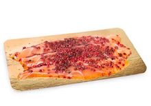 Лосось фирменной посолки с перцем розе, нарезка, 200г