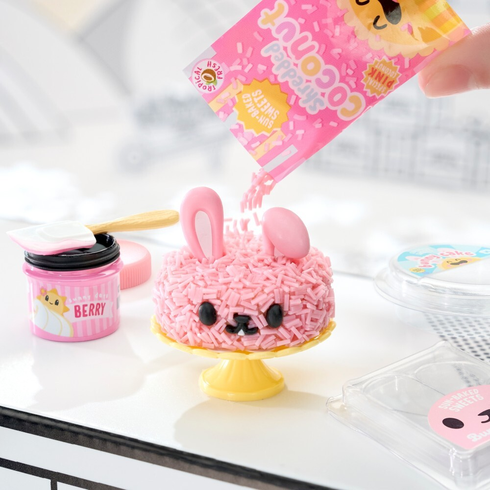 MGA's Miniverse - Мини-шар с весенним сюрпризом Make It Mini Spring 523710