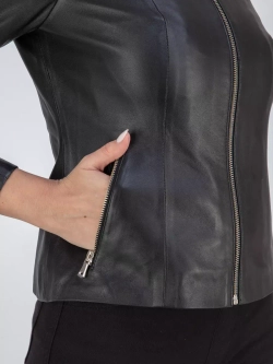 Кожаная куртка демисезонная на молнии