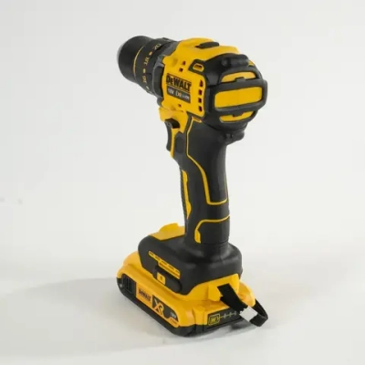 DeWalt Дрель-шуруповерт, 18 В, 60 Нм, 2 АКБ