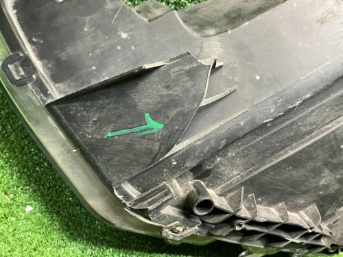 Фара правая Lada Niva Travel (20-нв) галоген