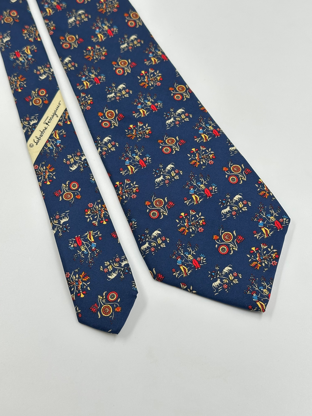 Галстук синий Salvatore Ferragamo