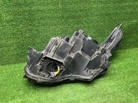 Фара правая Range Rover Vogue 4 L405 12-17 ксенон