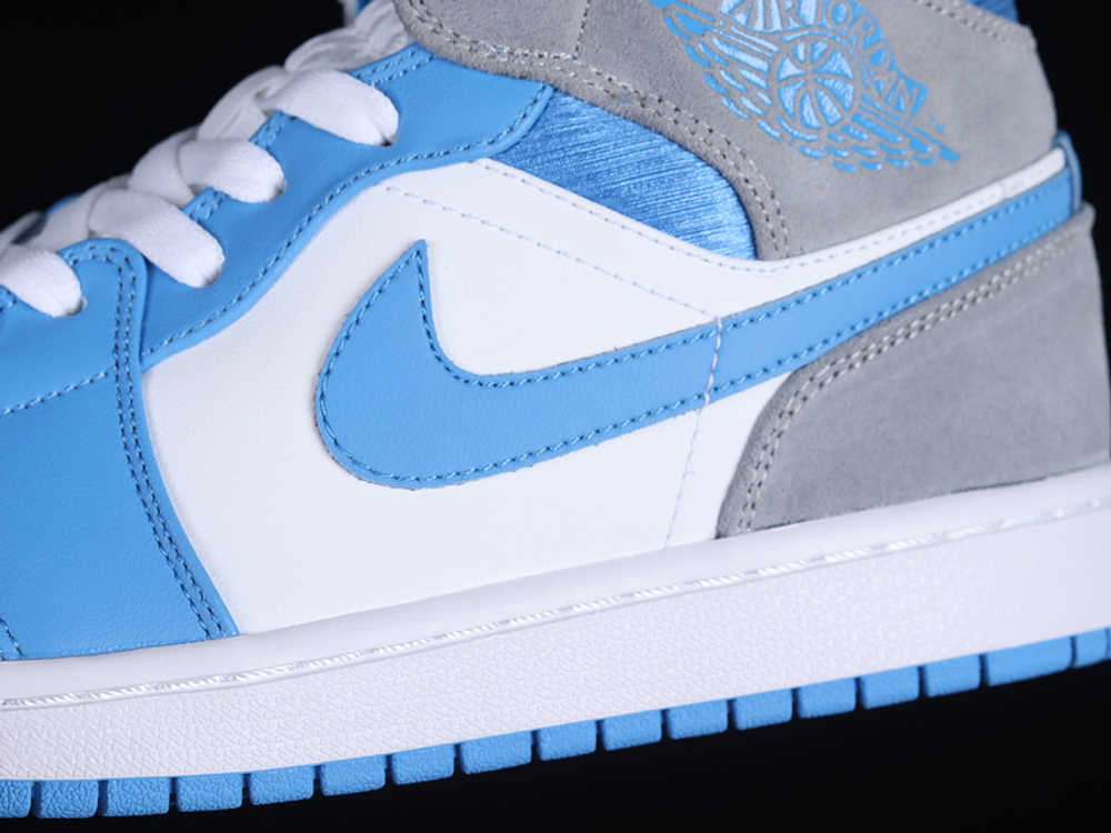 Air jordan 1 mid university new arrivals