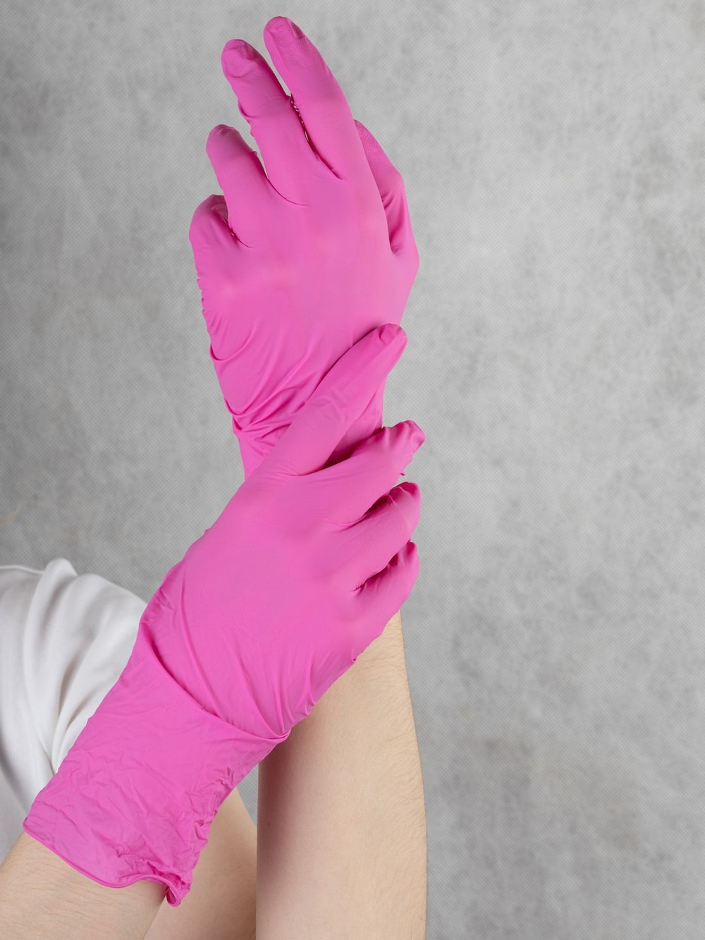 Перчатки нитриловые NitriMAX фуксия 3,5гр M (уп.50пар)