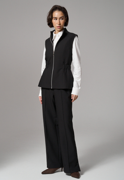 Жилет на молнии черный