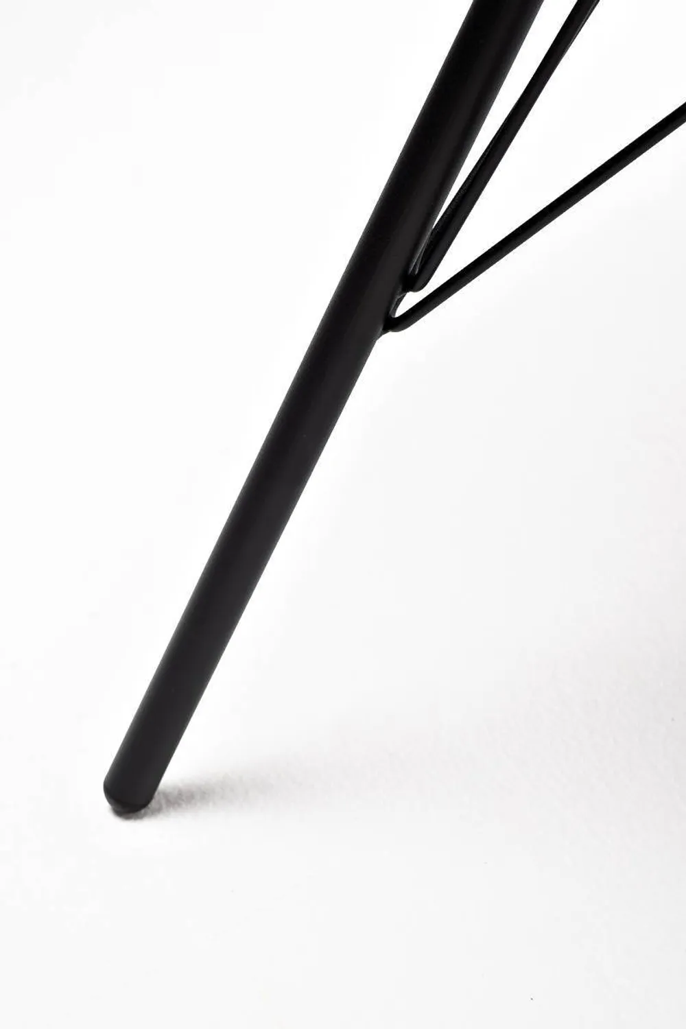 "Конте" интерьерный стол из HPL круглый Ø70см, цвет "серый гранит"