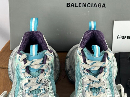 Balenciaga 3XL Sneaker Blue Purple