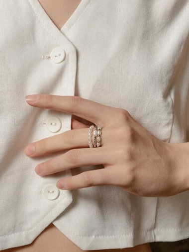 Наборное кольцо из жемчуга и серебра