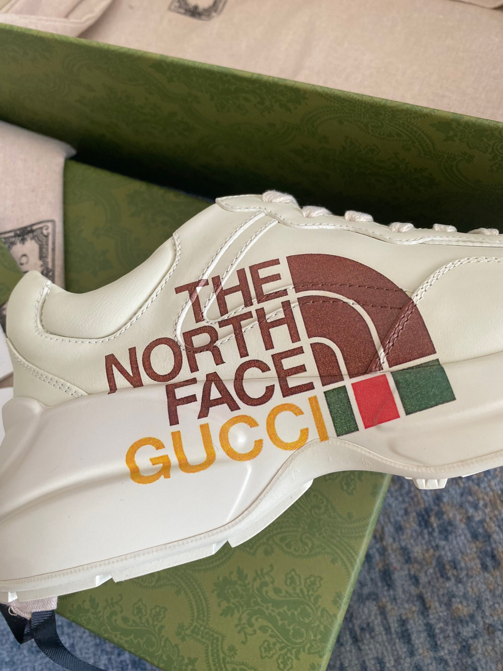 Gucci Rhyton Sneaker