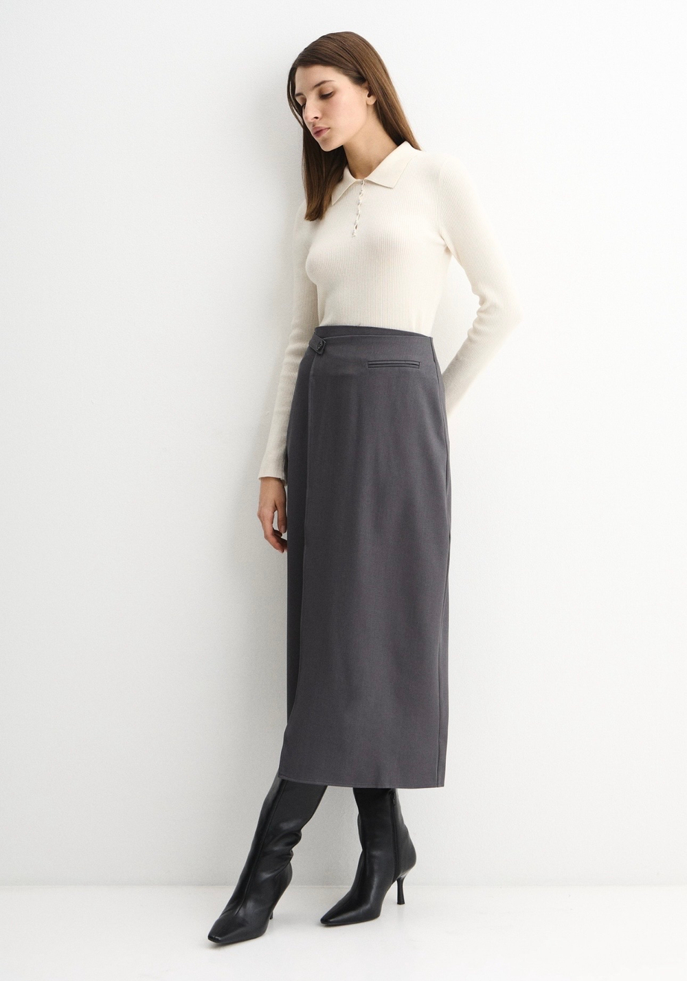 Юбка карандаш с запахом серый