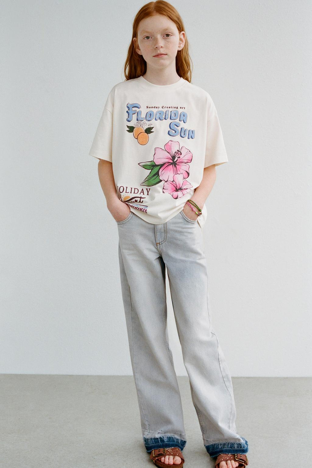 ZARA ФУТБОЛКА С ЦВЕТОЧНЫМ ПРИНТОМ, ЭКРЮ