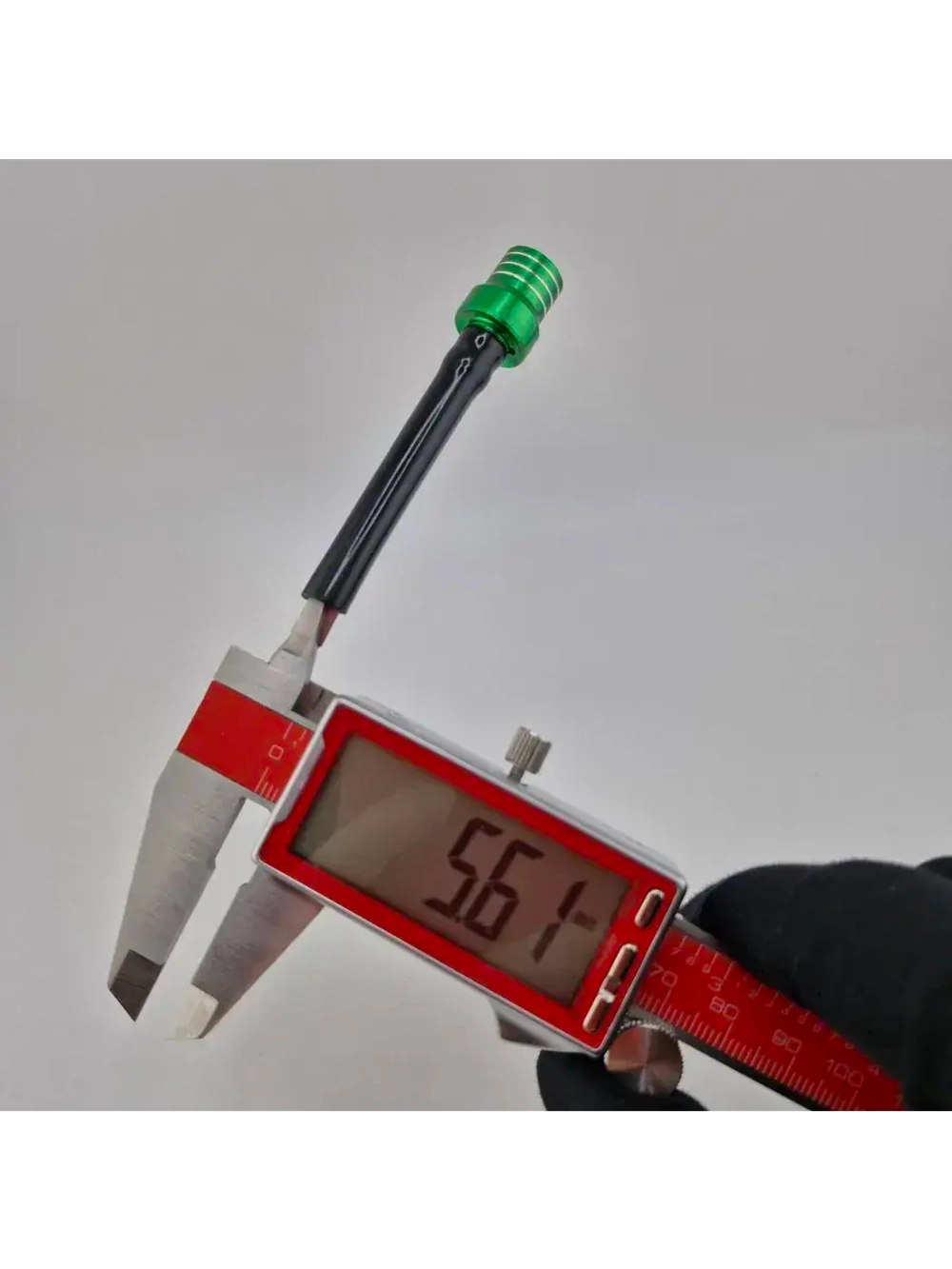 Клапан крышки бензобака