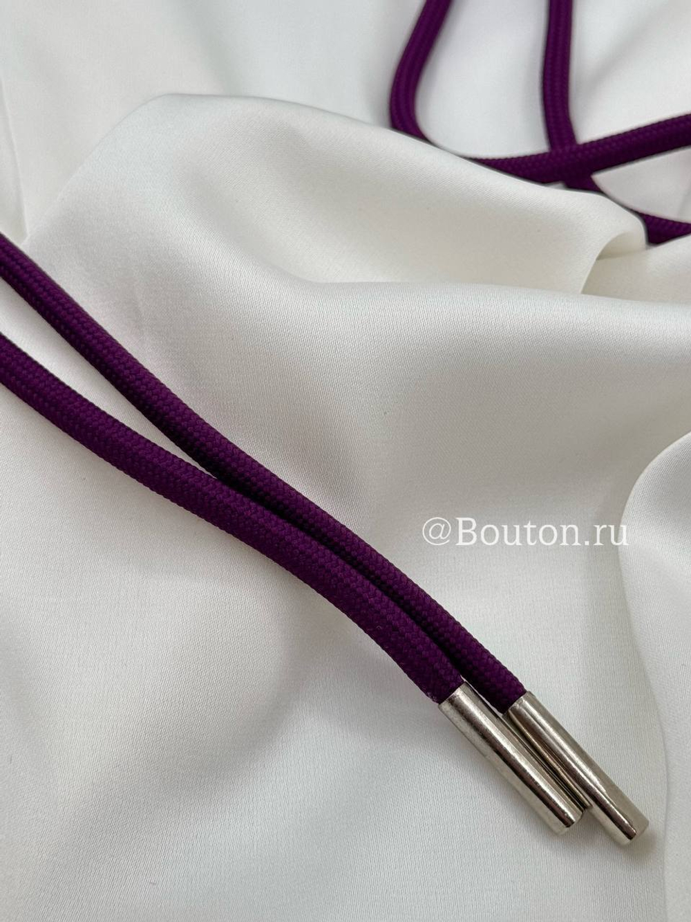 Шнур фиолетовый 1,35 м