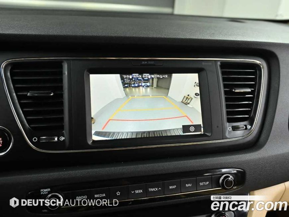 Kia The New Carnival (Sedona) 9-и местный Luxury (05.2020)