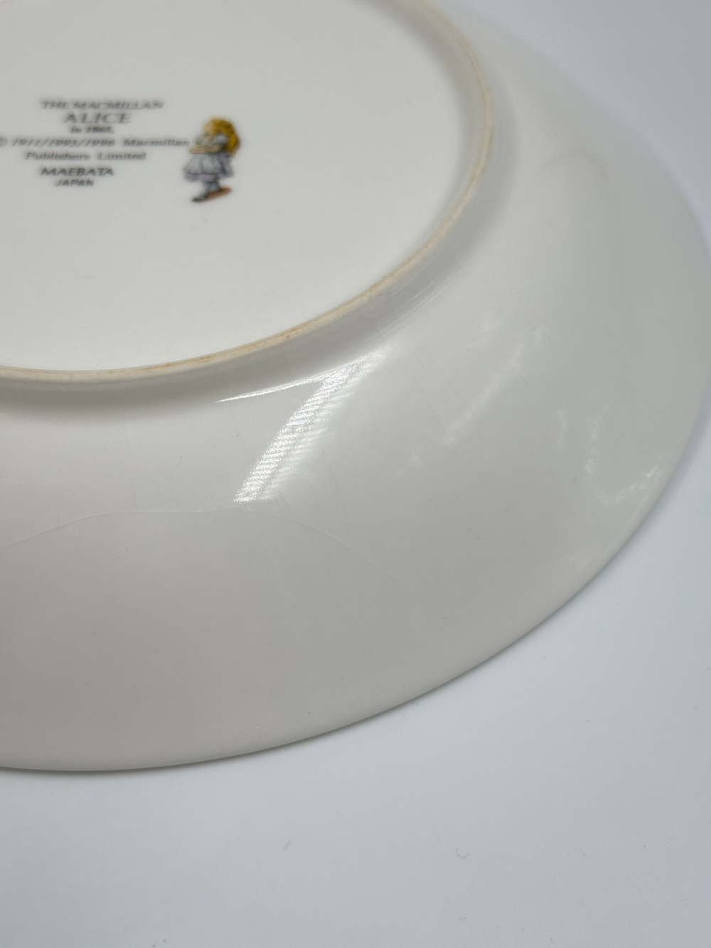 Тарелка Алиса в Стране Чудес Maebata