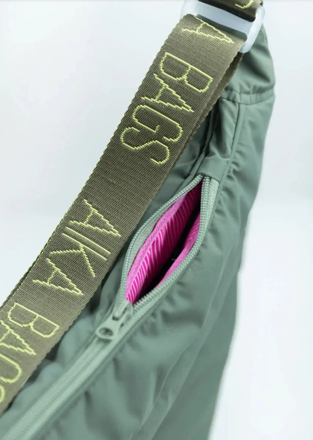 Сумка Aika Bags Долька макси хвоя