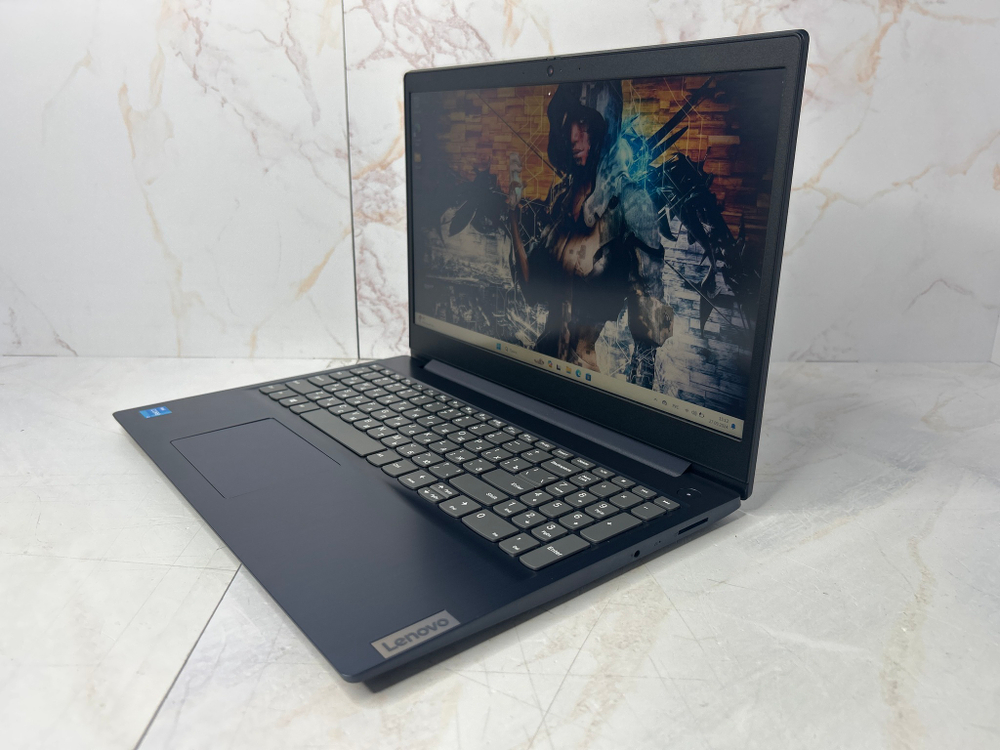 Ноутбук Lenovo IdeaPad 3 15ITL05. Производитель CPU: Intel, Линейка CPU: Core i3, CPU: i3-1115G4, RAM: 8Gb, SSD: 256Gb, GPU: Intel UHD, Диагональ: 15.6", Разрешение: 1920*1080, Тип экрана: IPS, OS: DOS, BackLight: LED, Цвет: Синий