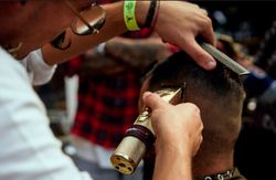 Профессиональная машинка для стрижки BaByliss PRO GoldFX 4ARTISTS FX8700GE