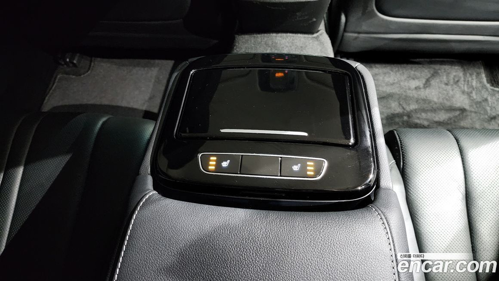 Genesis G80 (RG3) Бензин 2.5 Turbo 2WD (05.2021)