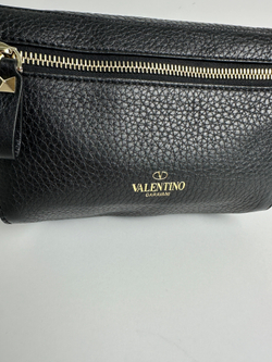 Сумка Valentino Leather Rockstud Belt Bag