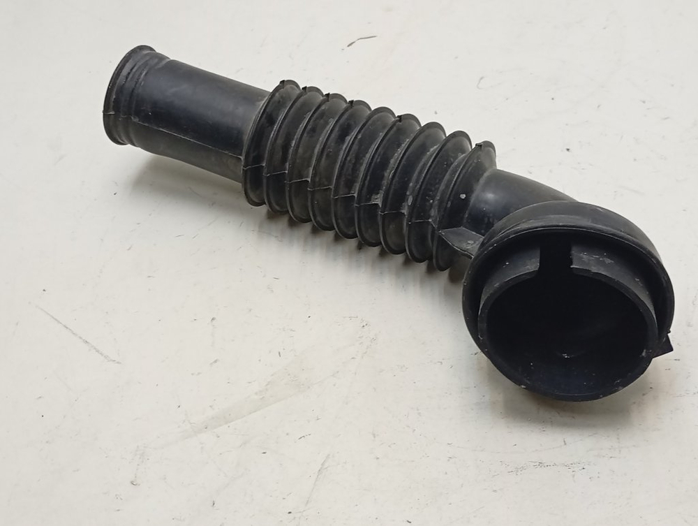 CS41061DB1/2-07 кт53 Сливной патрубок для стиральной машины Candy 41032654 б/у