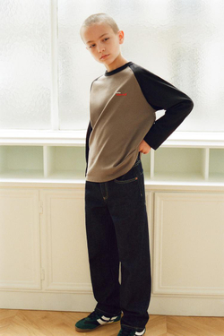 ZARA ФУТБОЛКА РУКАВА РЕГЛАН С ВЫШИВКОЙ, СВЕТЛО-КОРИЧНЕВЫЙ