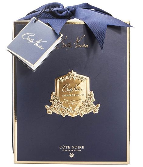 Букет белых роз в вазе "ёлочка", Cote Noire