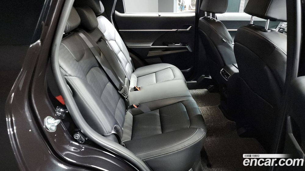 KG Mobility (Ssangyong) Torres Бензин 1.5 2WD (11.2023)