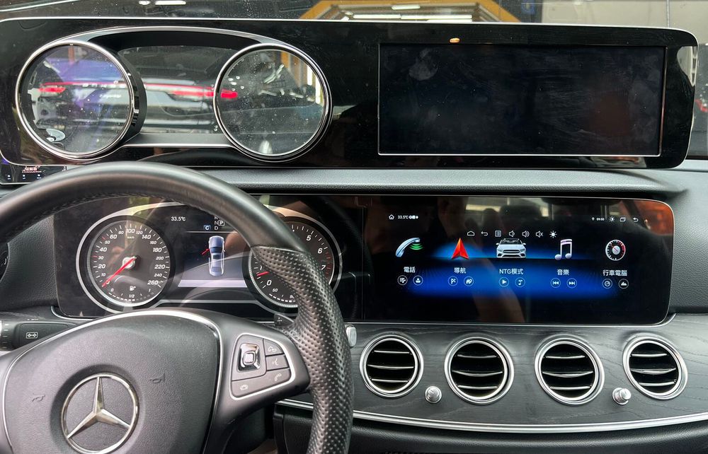Магнитола для Mercedes-Benz E-класс (W213) 2016-2018 NTG 5.5 - Radiola RDL-7213 монитор 12.3&quot;, Android 12, 8Гб+128Гб, CarPlay, SIM-слот