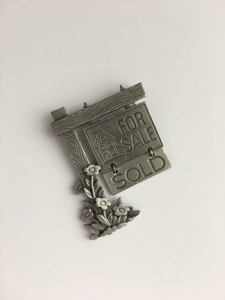 Брошь For Sale JJ