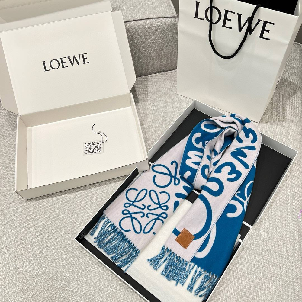 Шарф Loewe