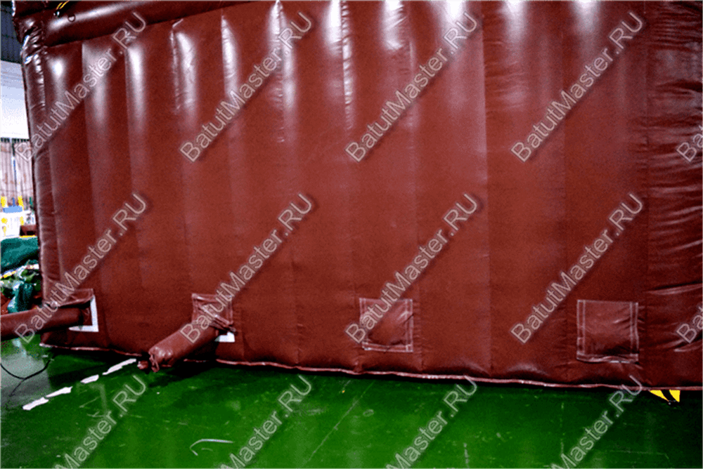 Надувной корабль "Весёлый Роджер Brown"