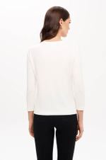 23392 Лонгслив женский (молочный)
