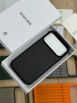 Чехол на iPhone 17 Pro Max Rimowa