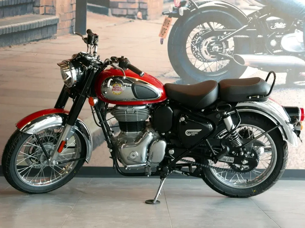 Royal Enfield Classic 350 Chrome Red, 2024