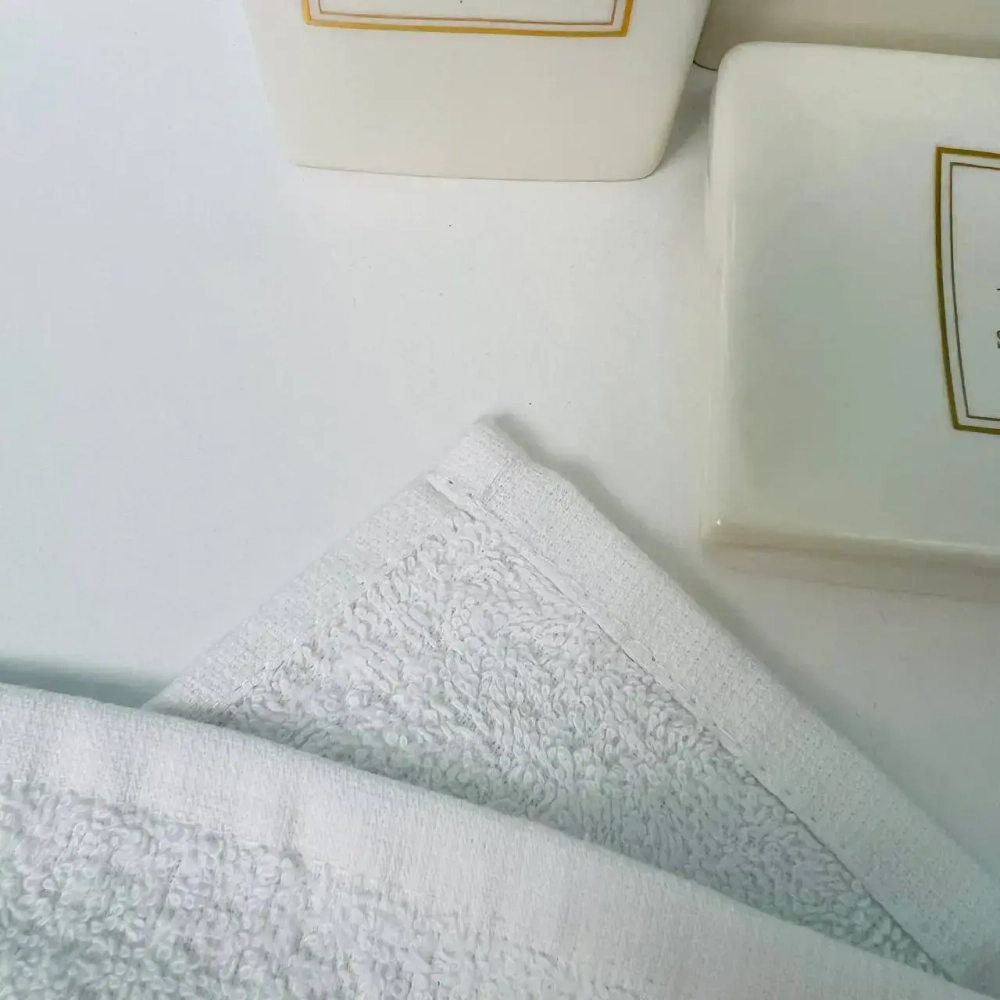 Полотенце махровое 30*50см «Vivien» цвет белый жасмин 01000 плотность 400гр/м2