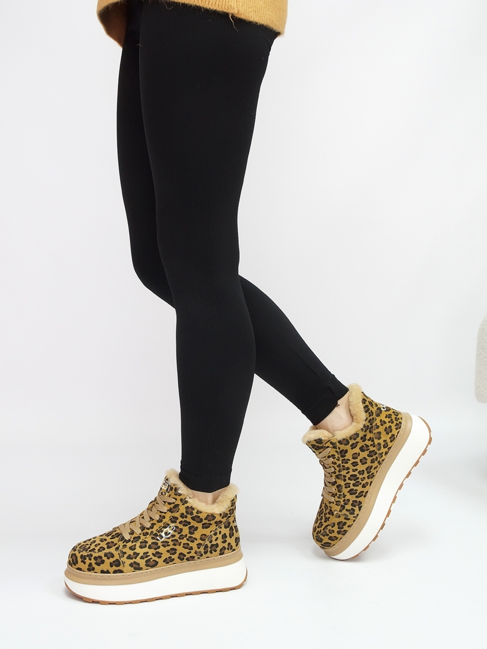 Ботинки женские зимние