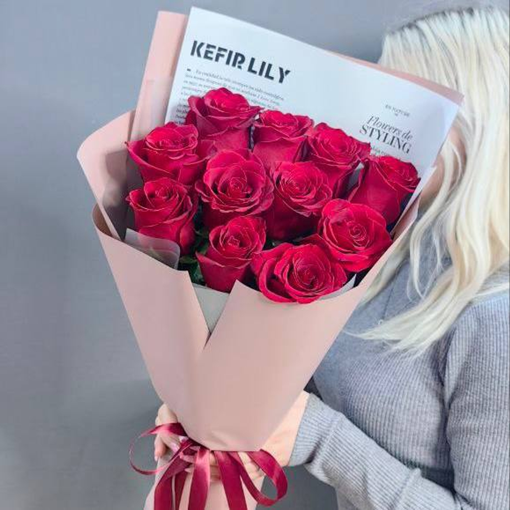 Букет из 11 роз сорта "Эксплорер" (Эквадор 60 см)