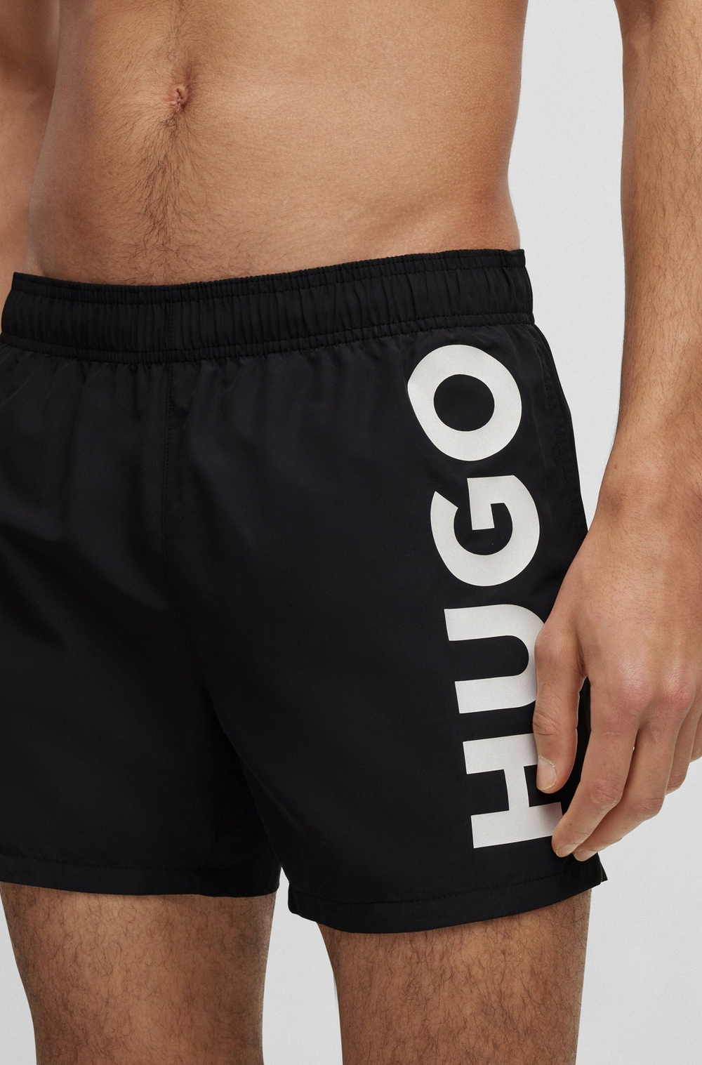 Шорты плавательные мужские HUGO ABAS 10232758 02