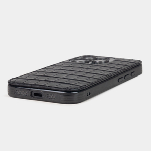 Чехол-накладка кожаная для iPhone 16 Pro, аллигатор черного цвета