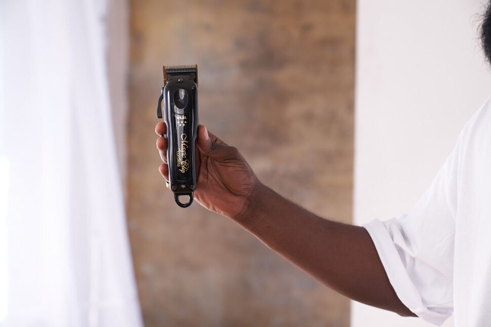 Машинка для стрижки Wahl 3026434 Magic Clip Cordless 5star black/gold - 8