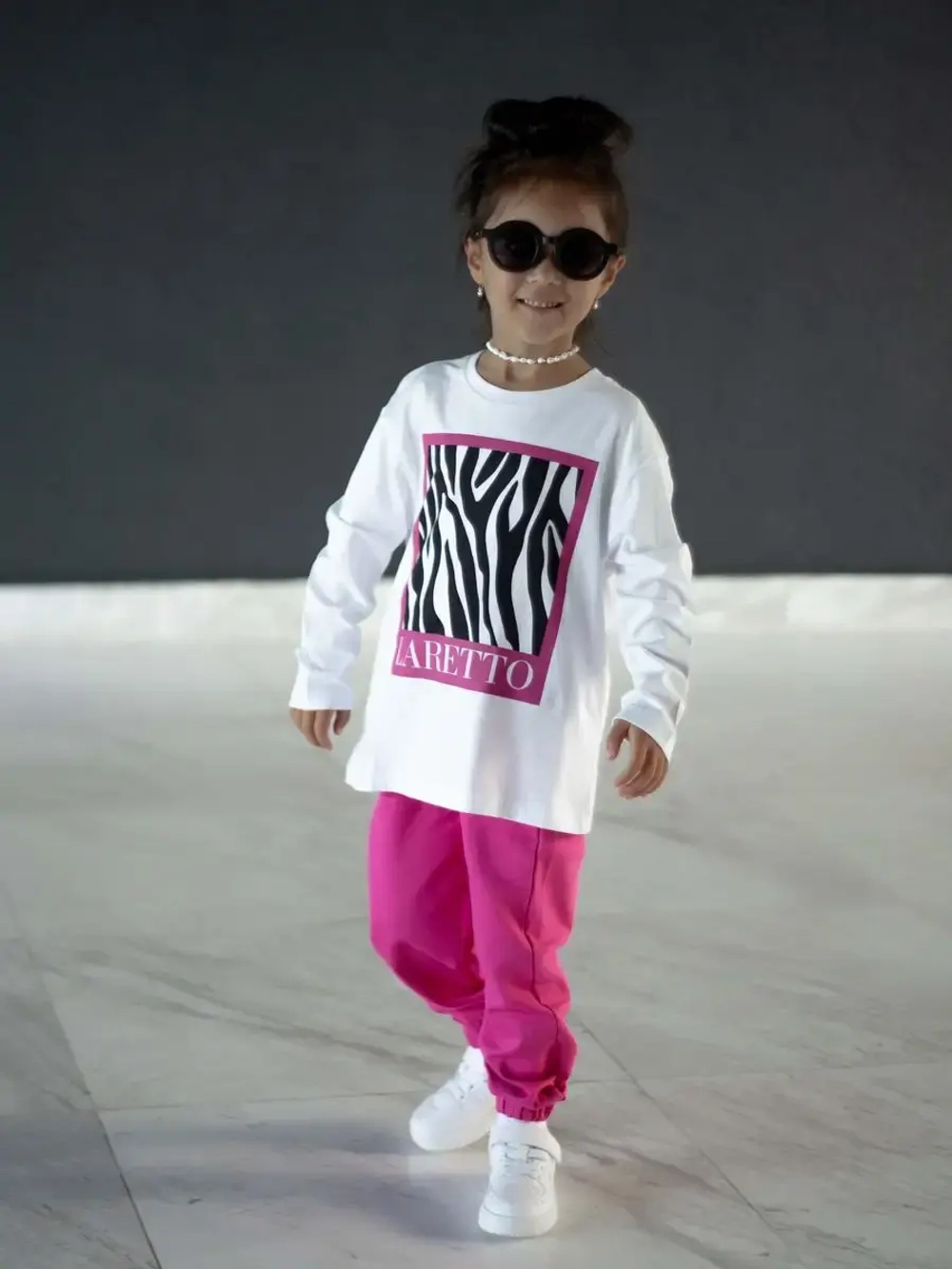 Белый костюм для девочки