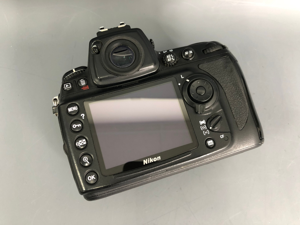 Nikon D700 536.500 кадров