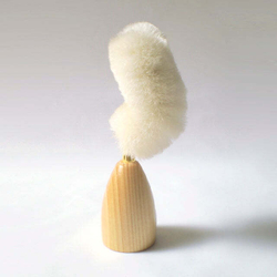 Шелковая щетка для лица Tomioka Snow Cocoon Silk Brush