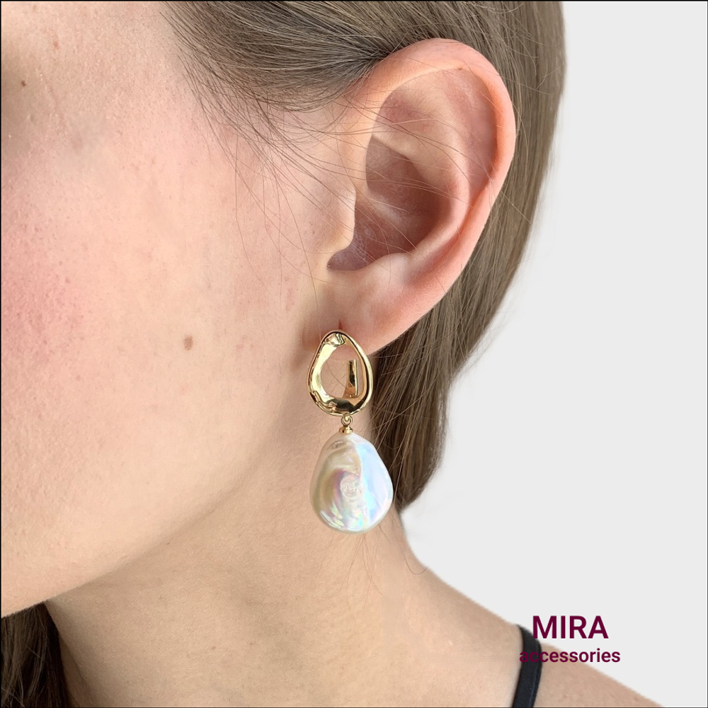 Серьги с подвесками из барочного жемчуга