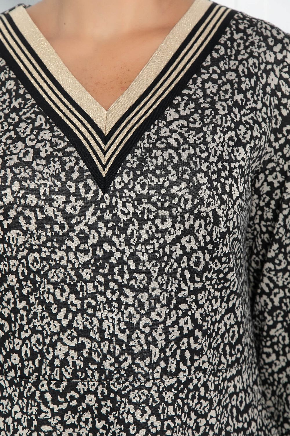 Платье Осенняя история (черно-бежевое) П11229 LT Collection