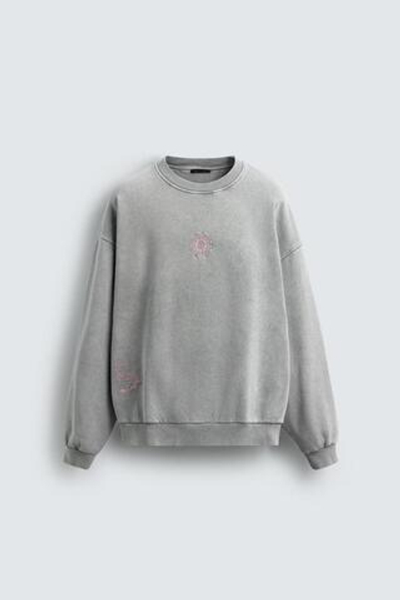 ZARA ТОЛСТОВКА С КОМБИНИРОВАННЫМ ПРИНТОМ, СВЕТЛО-СЕРЫЙ
