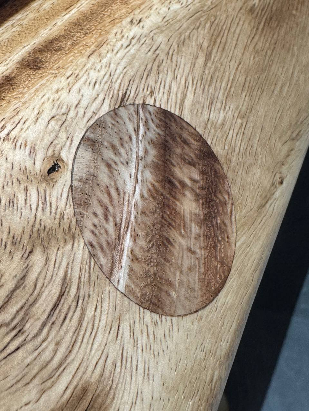 Эксклюзивный стол из индонезийского суара