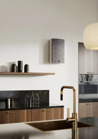 Dali Rubikore On-Wall Black High Gloss
